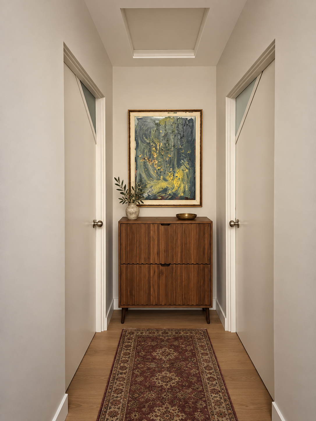 Kingsland — Hallway